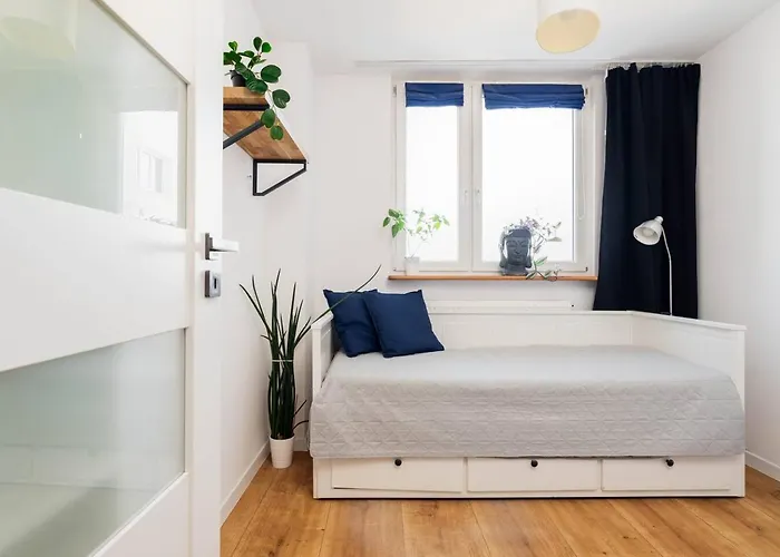 Sandstone Targowek Apartment *