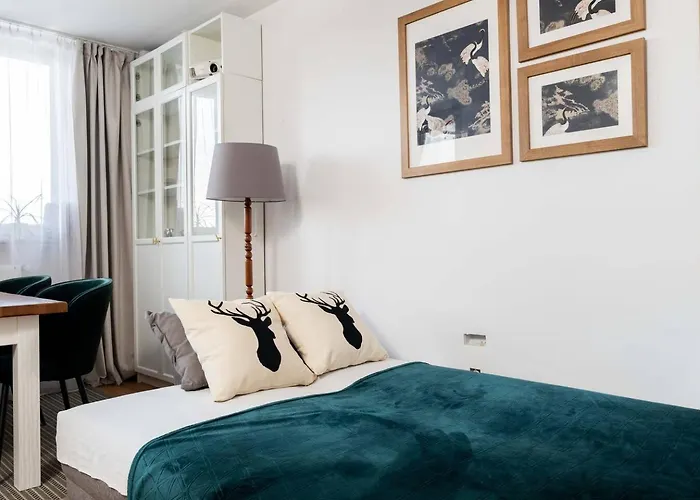 Sandstone Targowek شقة *