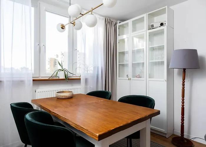 Sandstone Targowek شقة *